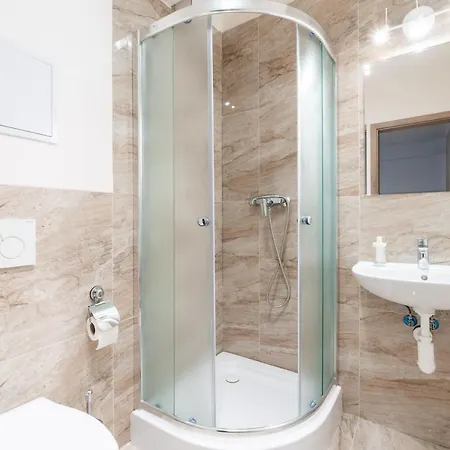 Brand New Studio Apartment #31 In Brand New Building With Free Parking In The Center Prague Exterior photo